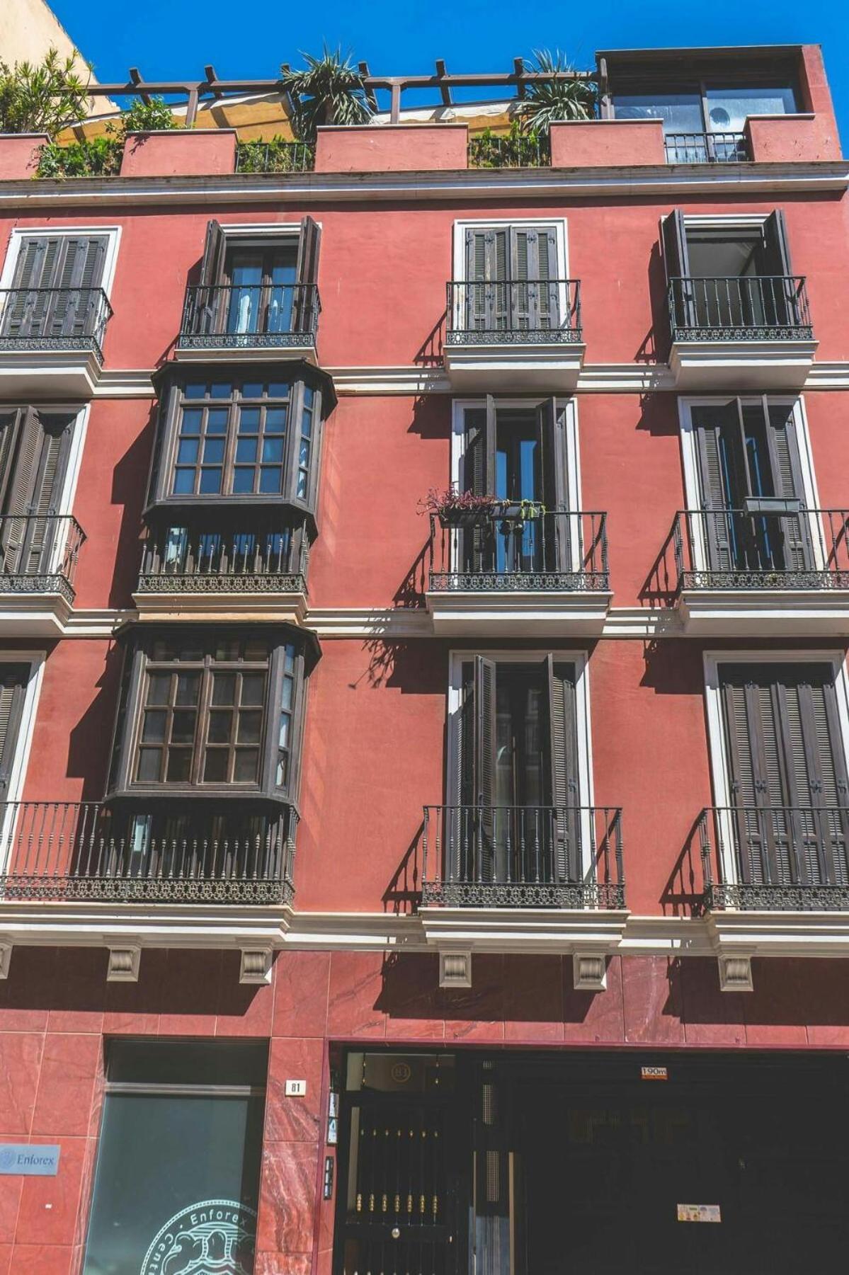 Centrico Apartamento En Calle Carreteria - Malaga Exterior photo